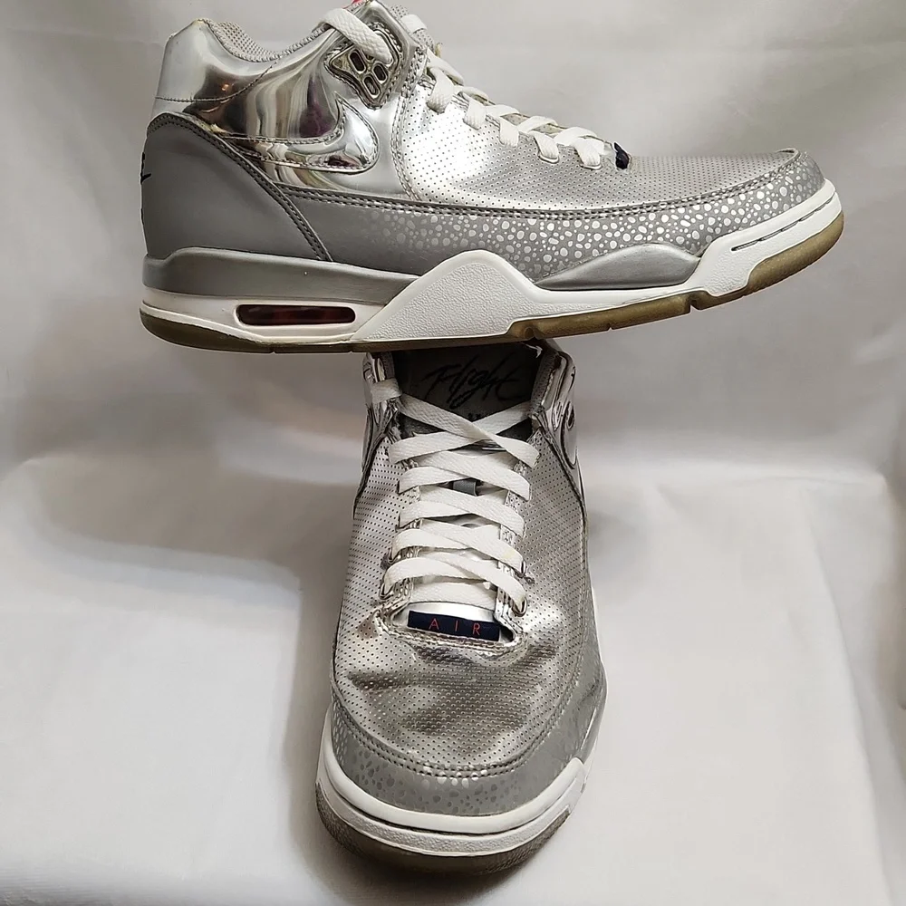 Nike Flight Squad QS Metallic Silver sneakers (mens size 10) - Picture 5 of 16